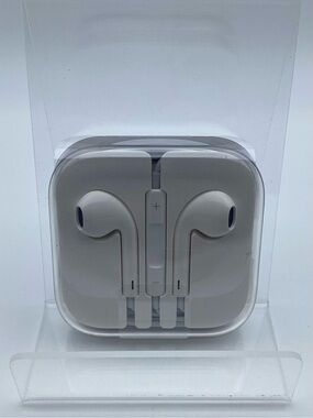 Apple White Wired Earbuds with 3.5mm AUX Plug – OEM Earphones